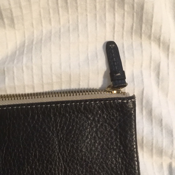 Snake skin leather zipper clutch - Picture 6 of 6